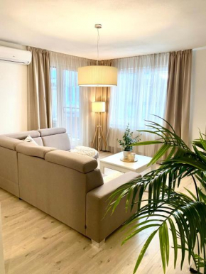 The Elite Suite downtown A/C & garage parking Bratislava